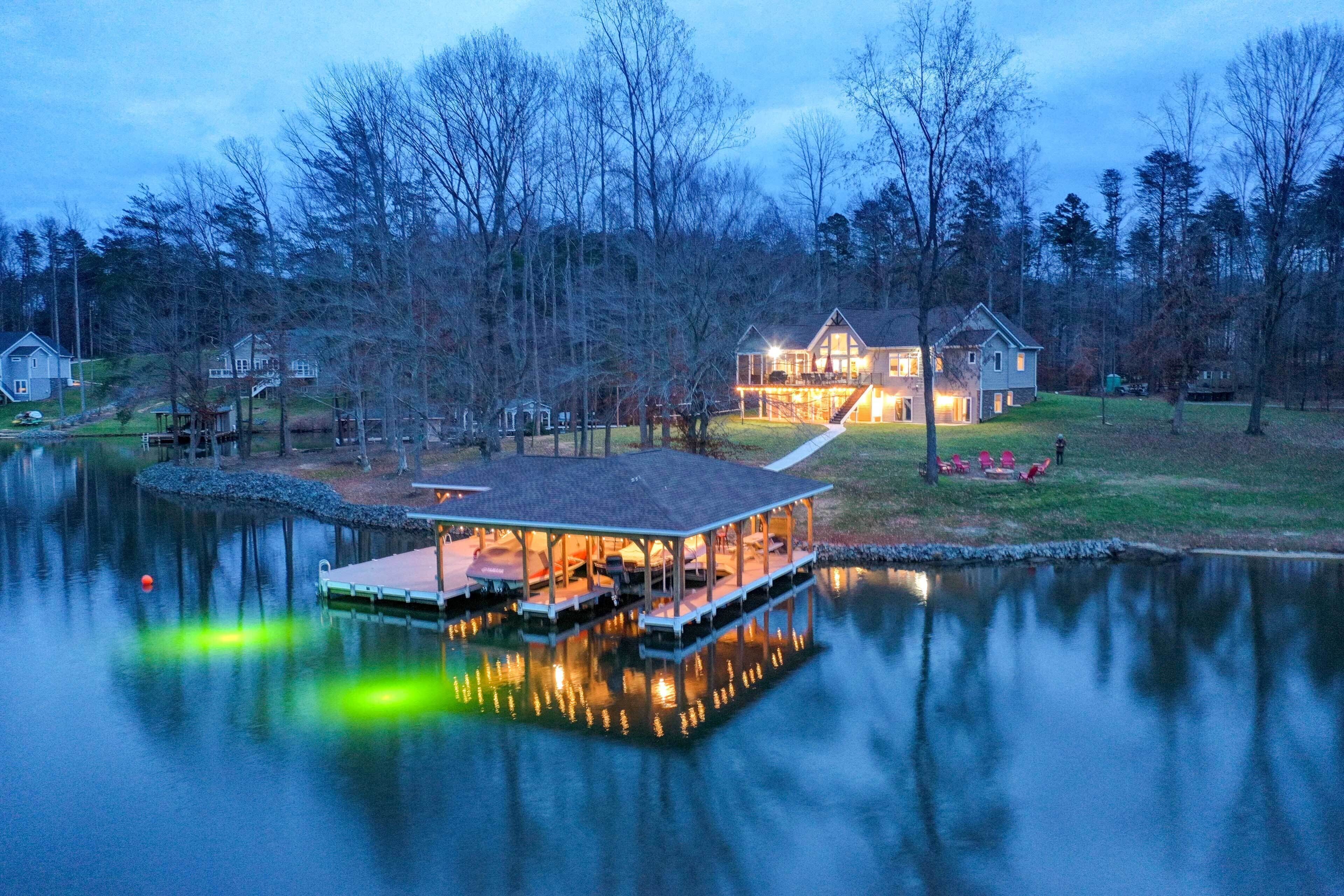 Lake Anna Waterfront Home w/2 Acres & Covered Dock
