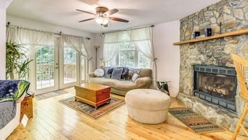 Cottage (3 Bedrooms) | Interior