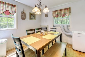 Stuga (3 Bedrooms) | Interiör