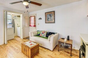Cottage (3 Bedrooms) | Interior