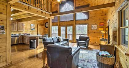 Cozy Winter Retreat: Great Location & Pet Friendly