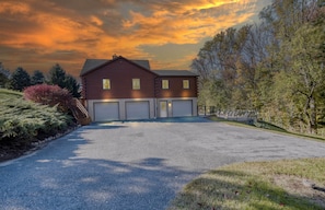Ev (4 Bedrooms) | İç mekân