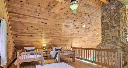 Pool, Games + Sauna: Mount Joy Countryside Cabin