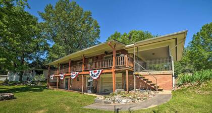 Waterfront Tennessee Home on Kentucky Lake w/ Deck