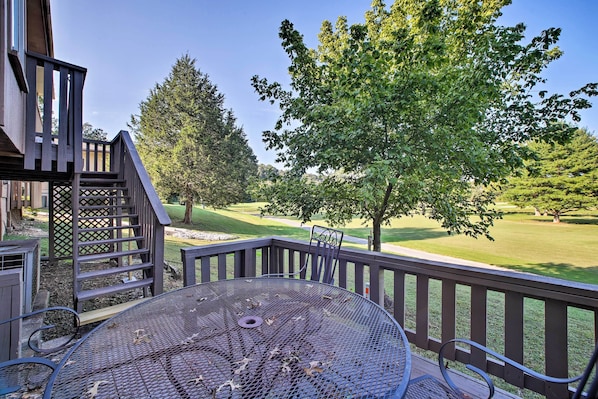 Apartment (3 Bedrooms) | Interior - Golf Course Front Townhome Near Mtn Biking Trails! (Bella Vista)