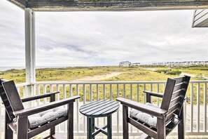 Apartment (3 Bedrooms) | Front of property - Cozy Ocean Isle Beach Condo, Steps to the Beach! (Ocean Isle Beach)