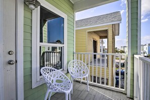 Interior - 5 Mi to Beach: Pet-friendly Port Isabel Home! (Port Isabel)