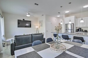 Hús (3 Bedrooms) | Að innan