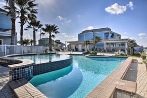 Interior - 5 Mi to Beach: Pet-friendly Port Isabel Home! (Port Isabel)