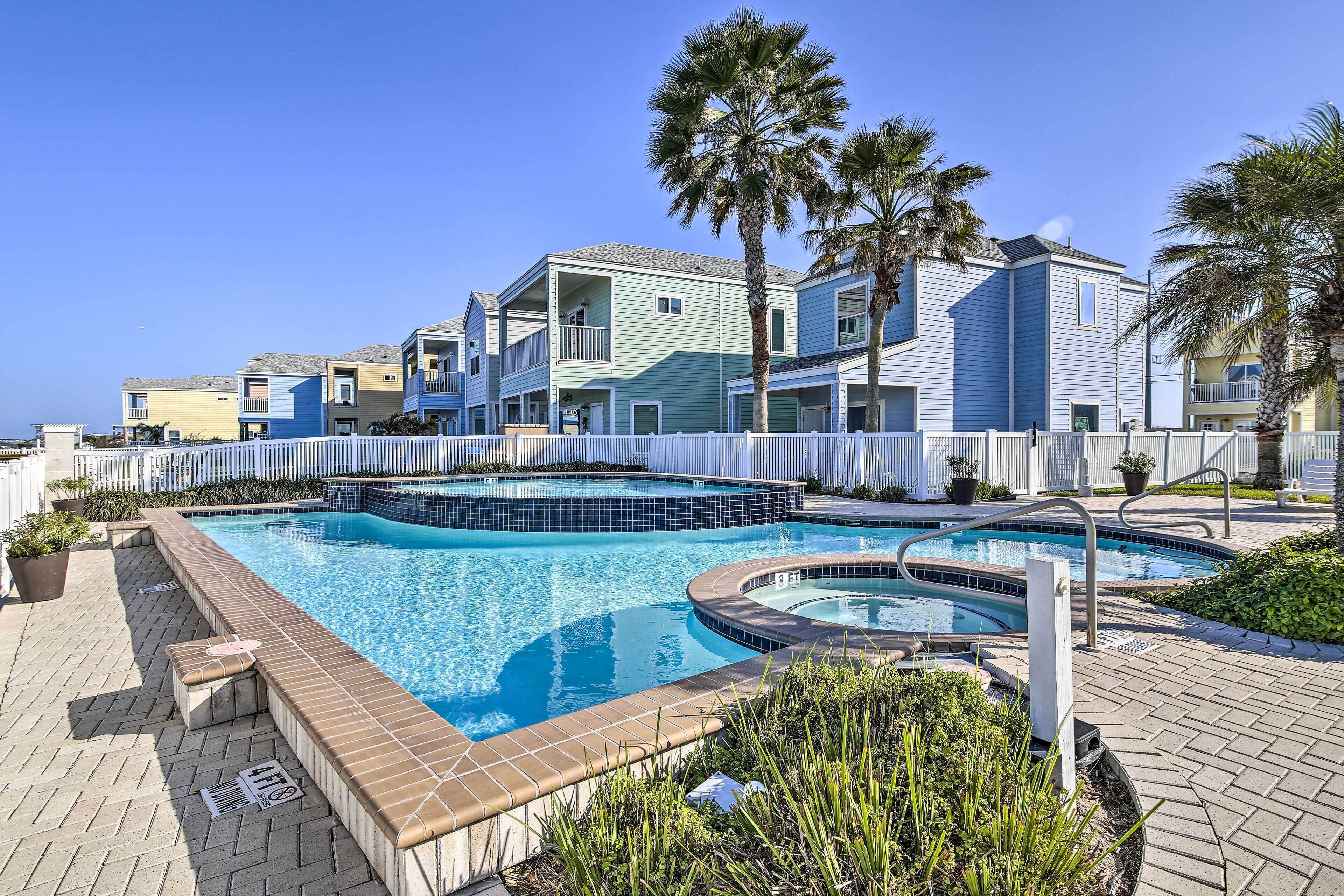 Pet-friendly Port Isabel Home: 5 Mi to Beach!