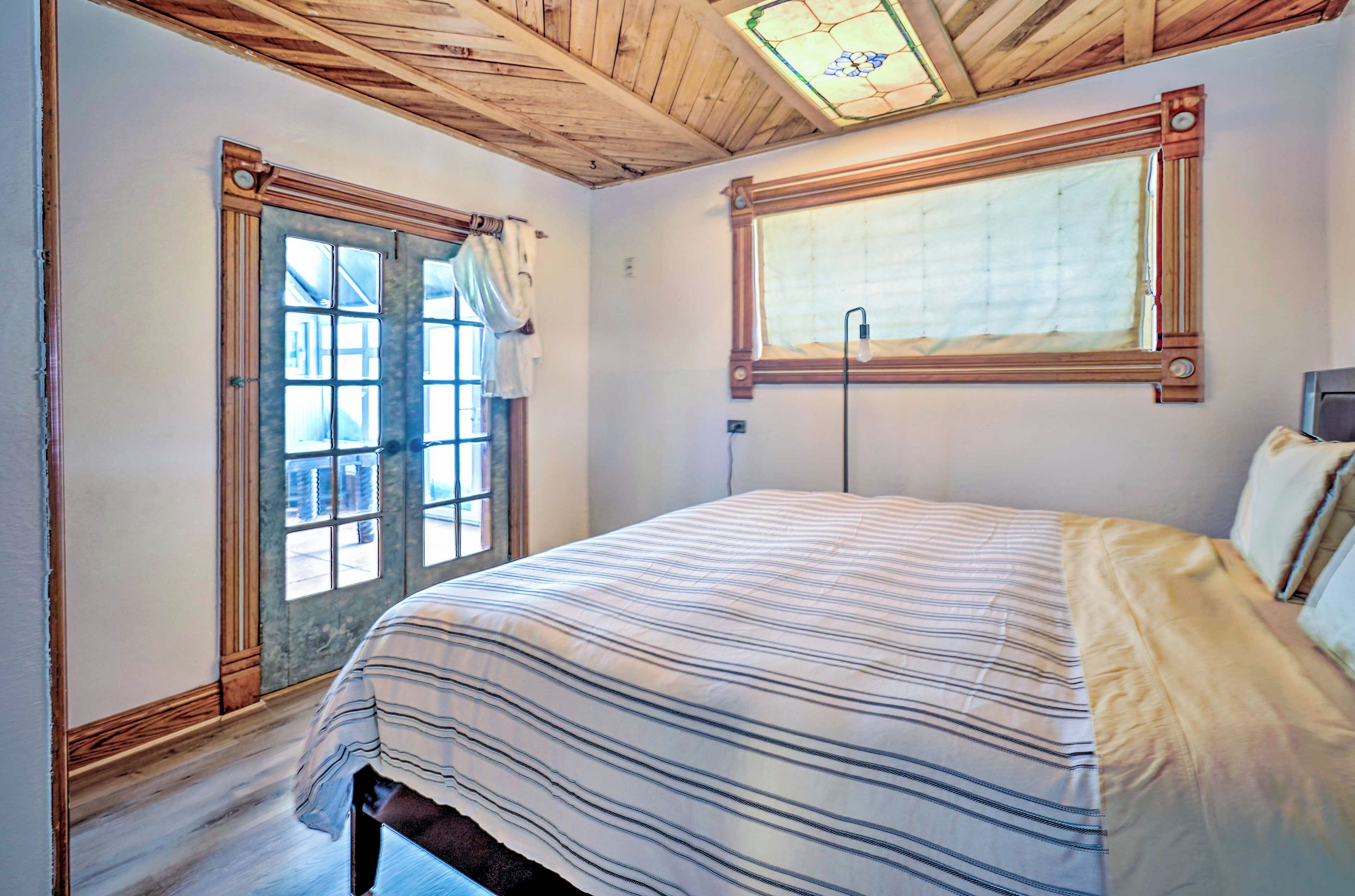 House (1 Bedroom) | Interior