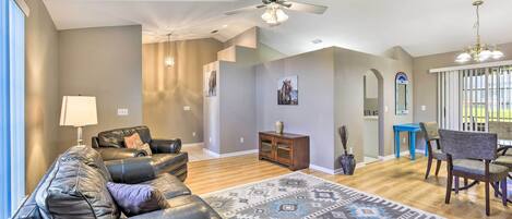 House (2 Bedrooms) | Interior