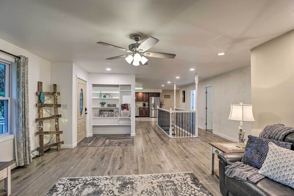 المنشأة من الداخل