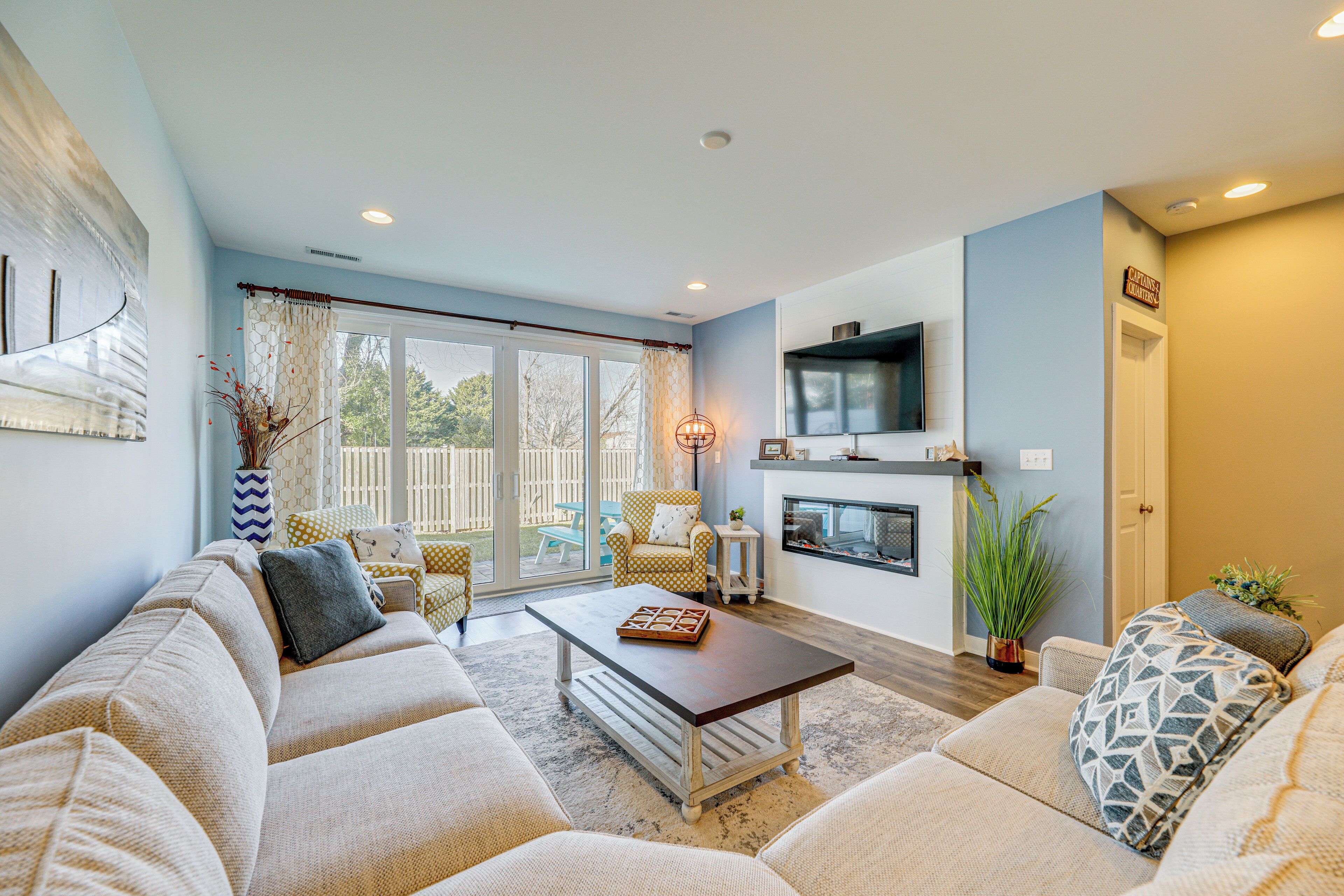 Apartment (3 Bedrooms) | Front of property