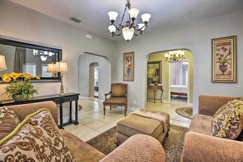 Cozy New Smyrna Beach Home: 3 Mi to Beach + Parks!