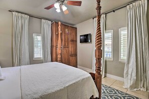 2 bedrooms, iron/ironing board, bed sheets