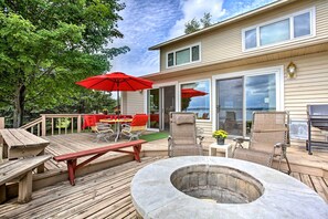 Interior - Cedar Cottage, Private Beach on Lake Leelanau (Cedar)