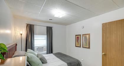 Bright Yankton Apartment Near Meridian Bridge