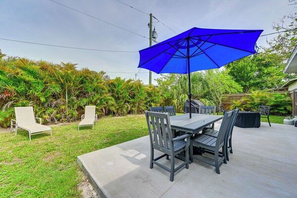 Dog-friendly Home W/ Yard ~ 6 Miles To The Beach! - Sarasota