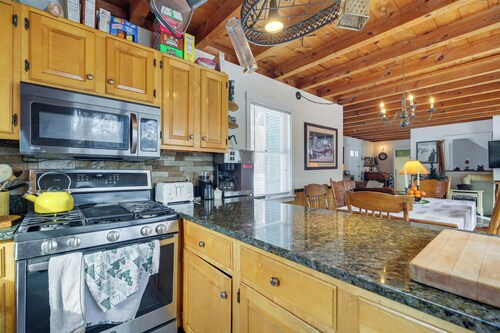 4 Mi to Sugarbush Resort: Waitsfield Retreat