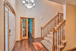 House (4 Bedrooms) | Interior - Pet-friendly Des Moines Home w/ Fenced Yard! (Des Moines)