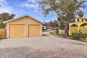 Apartment (1 Bedroom) | Interior - Walk to Bay: 'mermaid Hideaway' Apt w/ Patio (Fulton)