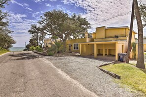 Apartment (1 Bedroom) | Interior - Walk to Bay: 'mermaid Hideaway' Apt w/ Patio (Fulton)