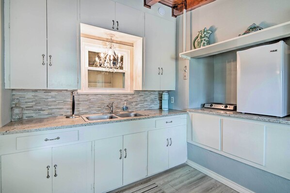 Apartment (1 Bedroom) | Interior