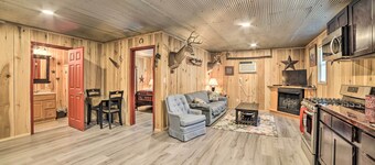 Charming New Concord Cabin on 50-acre Farm!