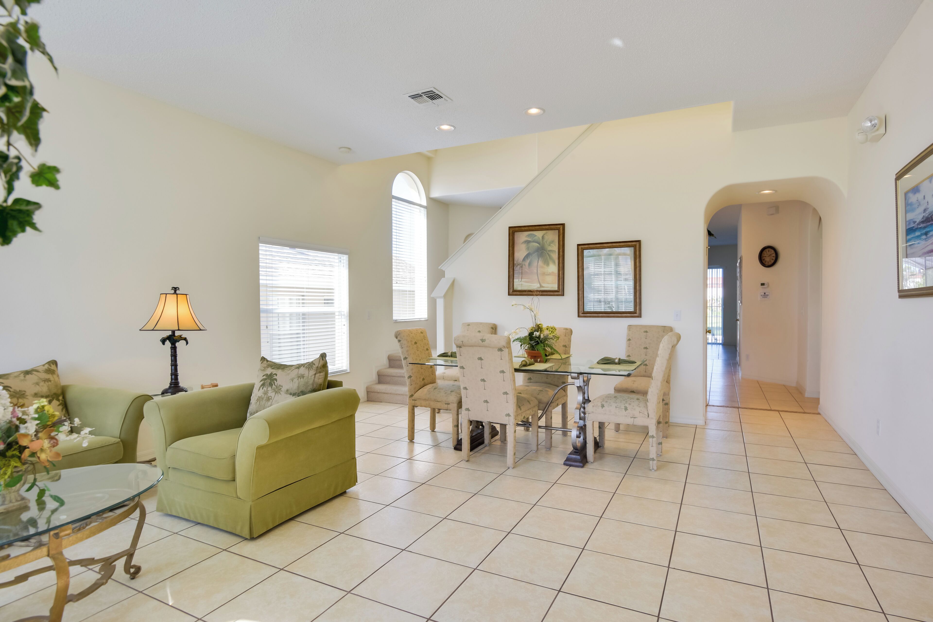 House (5 Bedrooms) | Interior