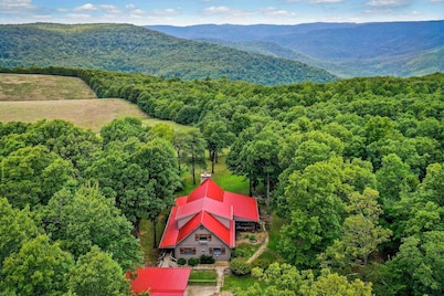 Charming Cabin w/ Hot Tub, Fire Pit & Views!