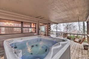 House (4 Bedrooms) | Interior - Charming Cabin w/ Hot Tub, Fire Pit & Views! (Jasper)