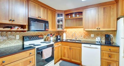 North Conway Condo < 3 Mi to Slopes & Echo Lake
