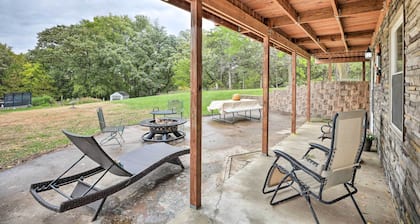 'eagles View' w/ Game Room - Walk to River!