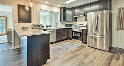 Waterfront Retreat < 4 Mi to Dtwn Cambridge!