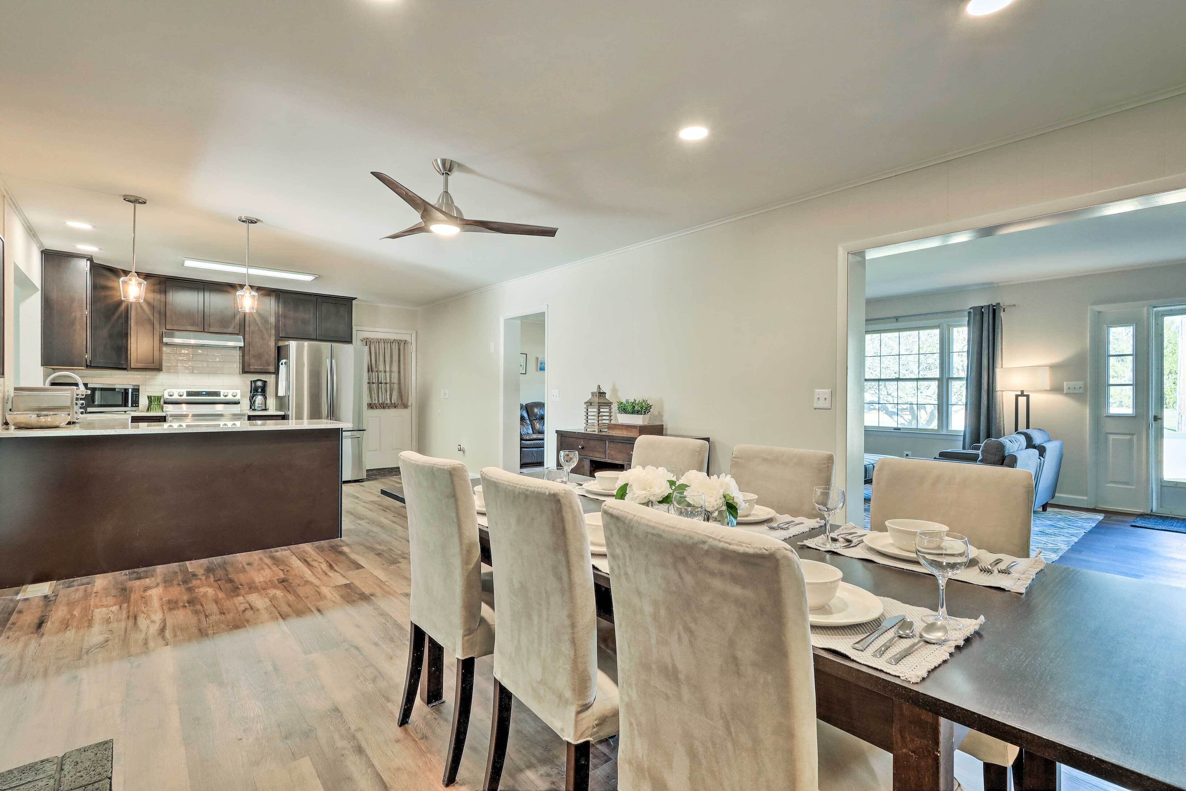 House (4 Bedrooms) | Interior