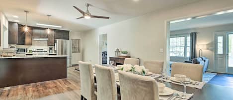 單棟房屋 (4 Bedrooms) | 內部