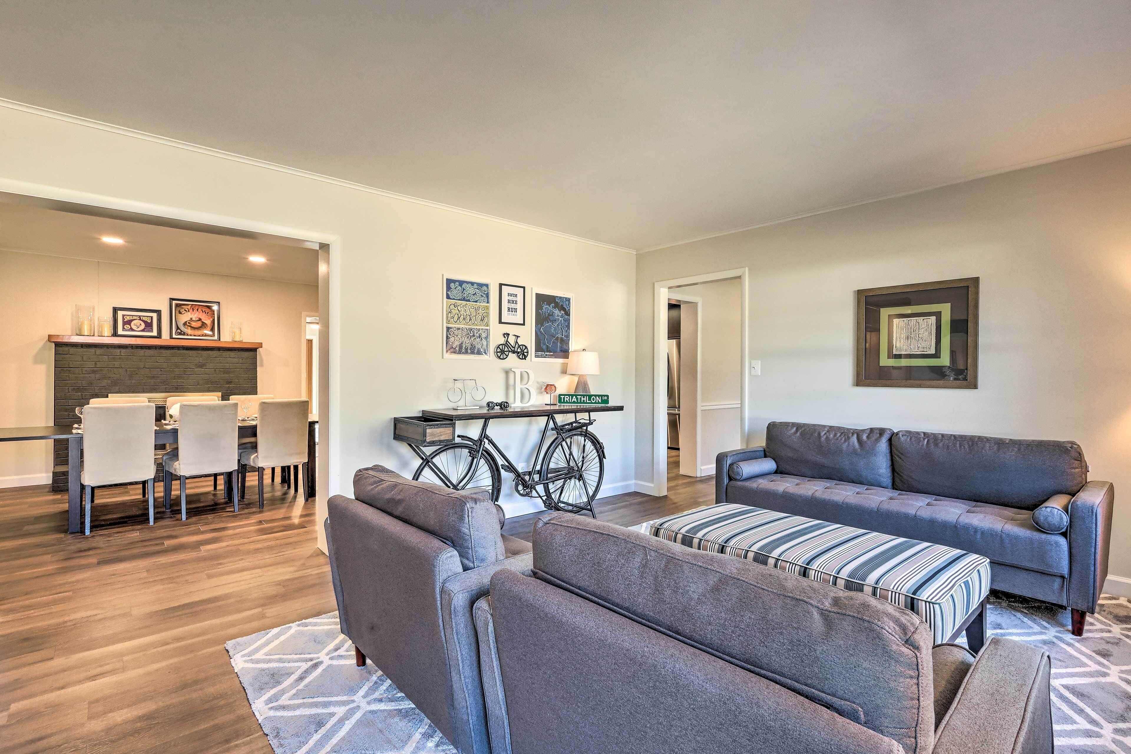 Waterfront Retreat < 4 Mi to Dtwn Cambridge!