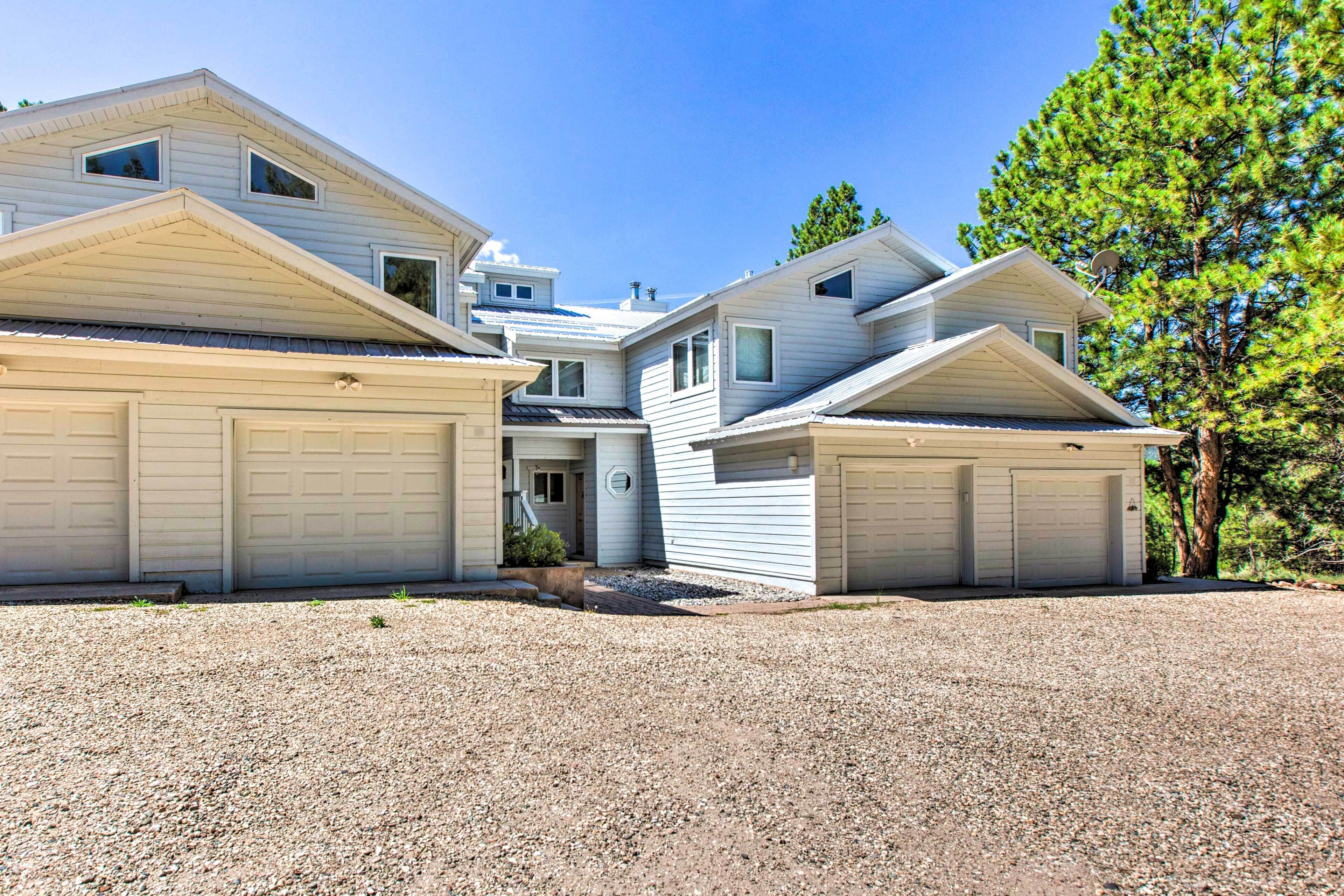 Apartment (2 Bedrooms) | Front of property