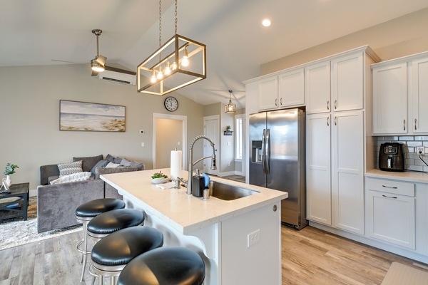 House (3 Bedrooms) | Interior