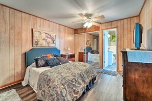 House (4 Bedrooms) | Interior - Jacksonville Getaway ~ 4 Mi to Downtown! (Jacksonville)