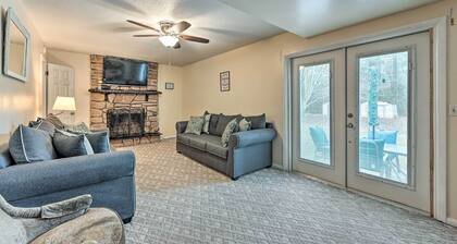 Jacksonville Getaway ~ 4 Mi to Downtown!