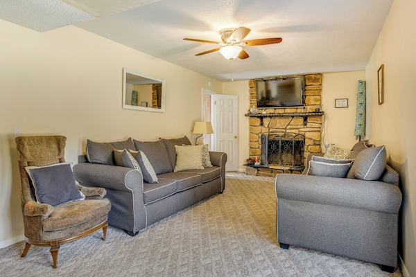Jacksonville Getaway ~ 4 Mi To Downtown! - North Carolina