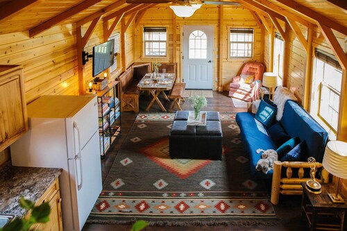 Paradise Valley Cabin by Chico & Yellowstone Park!