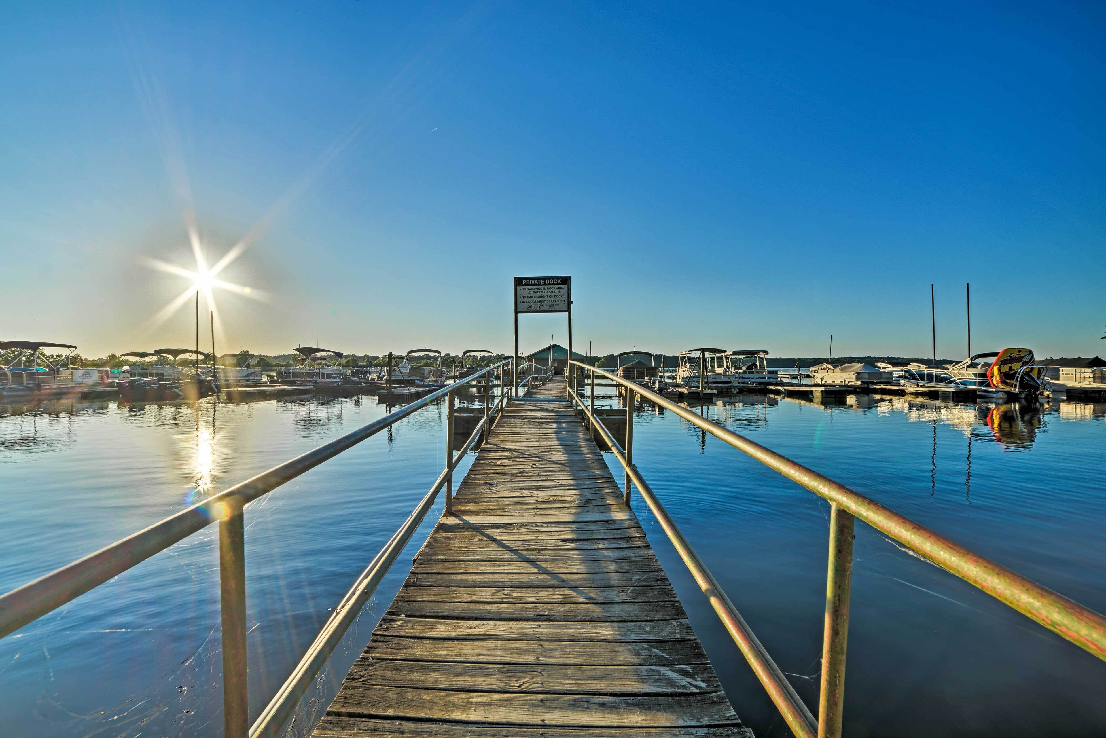 Expansive Cabin With Kentucky Lake Access!