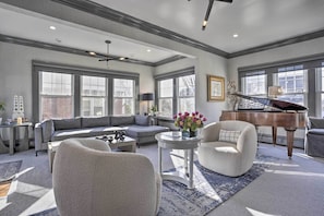 House (3 Bedrooms) | Interior