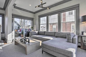 House (3 Bedrooms) | Interior - Classic Teaneck Colonial Home With A Modern Touch (Teaneck)