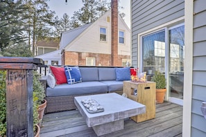 House (3 Bedrooms) | Interior - Classic Teaneck Colonial Home With A Modern Touch (Teaneck)