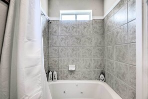 Talo (3 Bedrooms) | Sisätilat