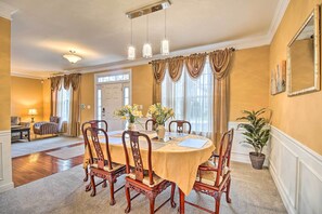 Talo (5 Bedrooms) | Sisätilat